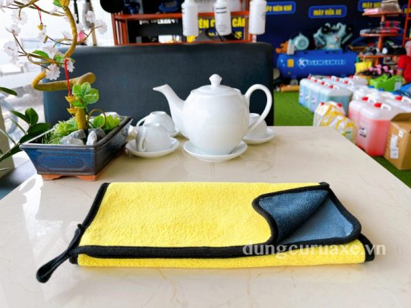 Khăn lau nội thất xe ô tô 2 lớp 30x30cm