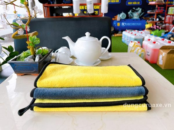 Khăn lau xe chuyên dụng microfiber