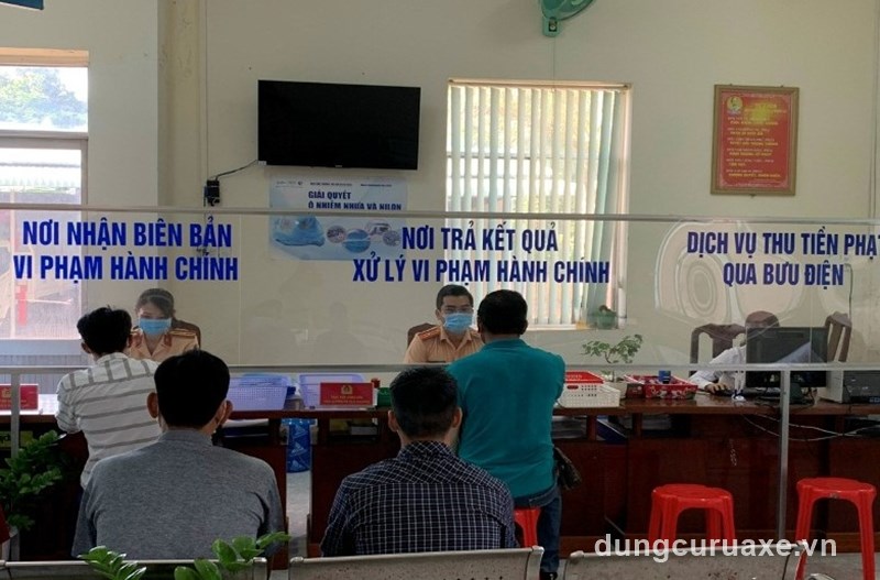 Nô[j phạt thông qua dịch vụ bưu chính công ích 