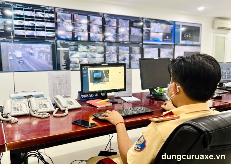 Bị CSGT phạt nguội bao lâu thì lỗi hiển thị trên hệ thống tra cứu?