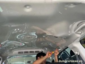 Giá bọc trần xe ô tô là bao nhiêu?