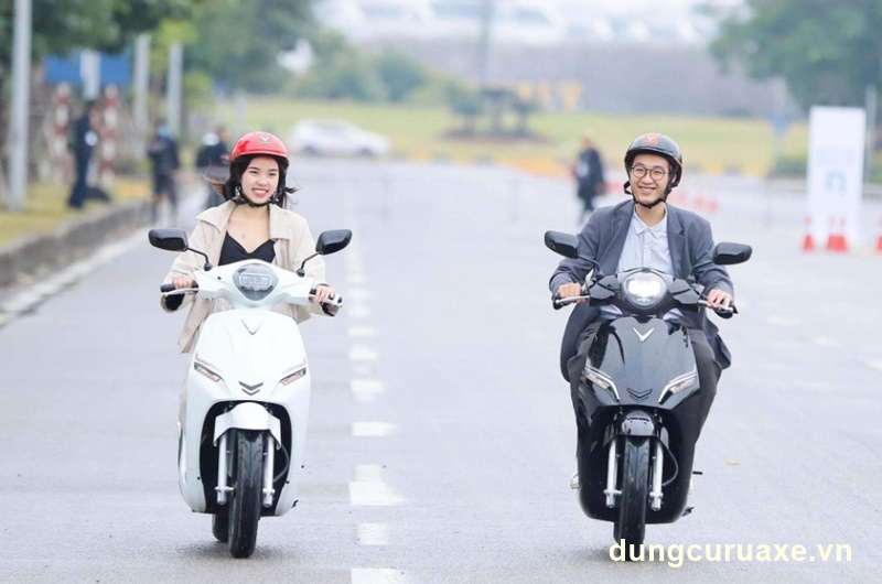 Xe điện vận hành êm ái, không gây tiếng ồn, tăng tốc mượt