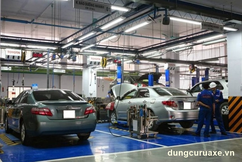 Garage thường có giá dịch vụ thấp hơn đáng kể so với đại lý chính hãng