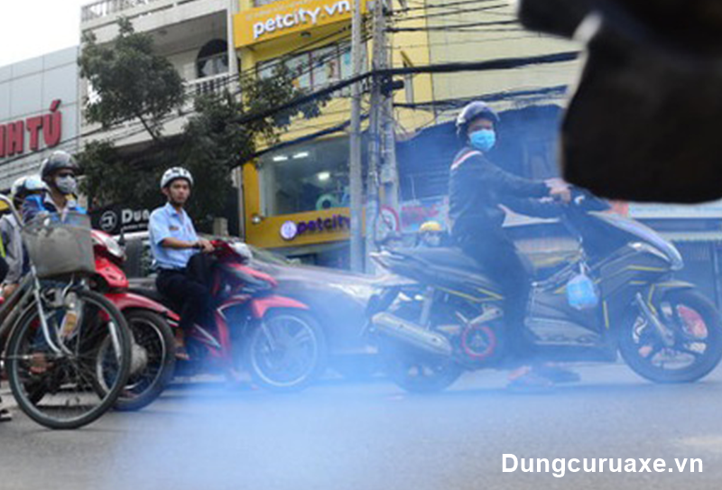 Xe ra khói trắng,đen,xanh