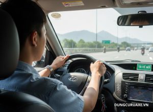 Mẹo Lái Xe An Toàn Trên Cao Tốc Cho Người Mới – Tránh 5 Lỗi Nguy Hiểm