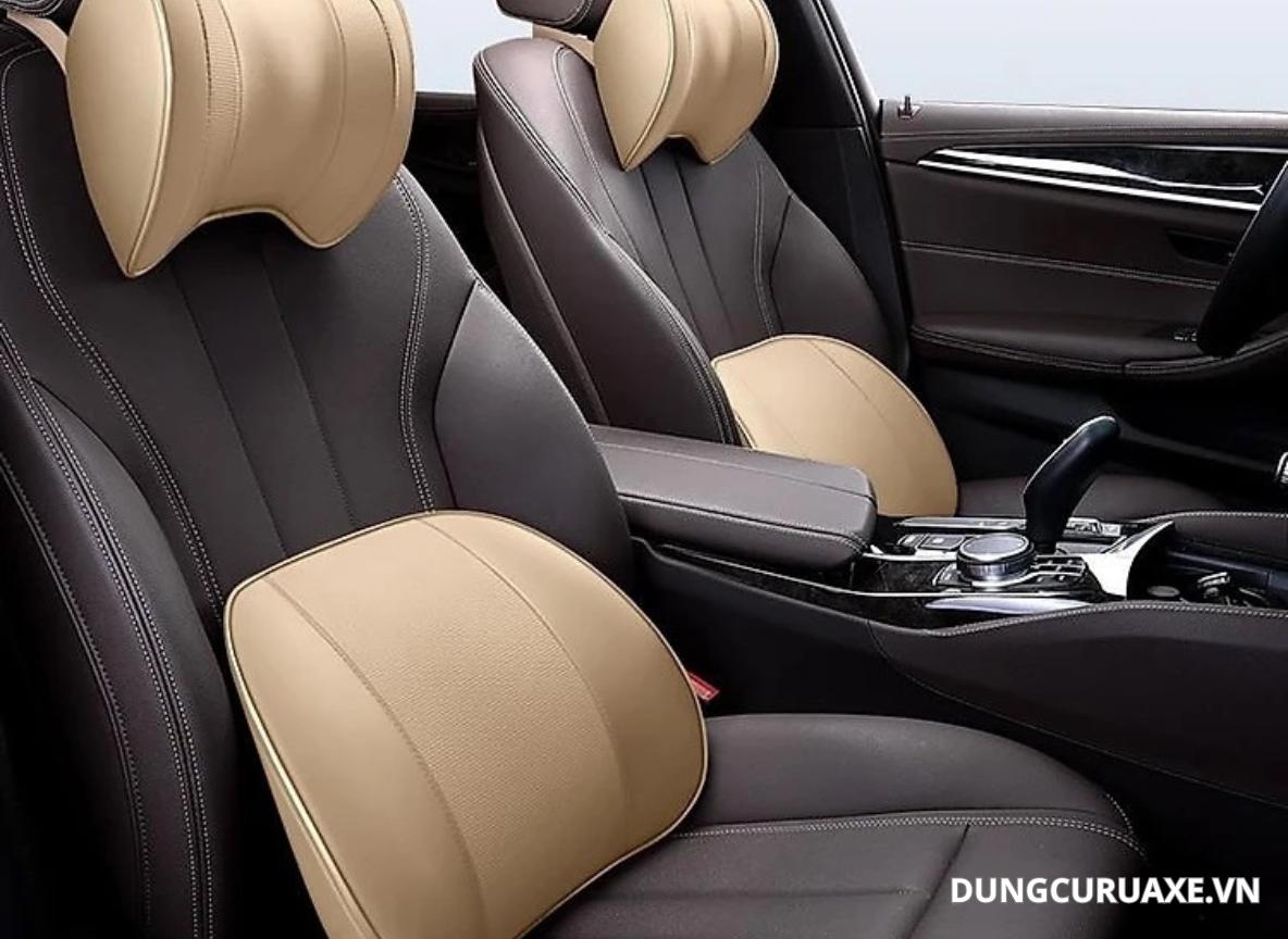 Gối tựa đầu trên xe ô tô giúp tăng tính thẩm mỹ trên xe