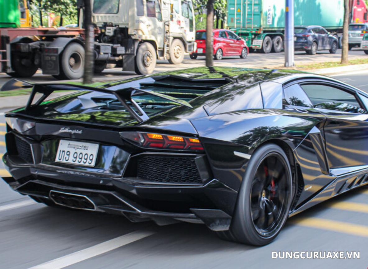 Thủ Tục Mang Xe Ô Tô Từ Lào Về Việt Nam: Điều Kiện Và Lưu Ý Quan Trọng