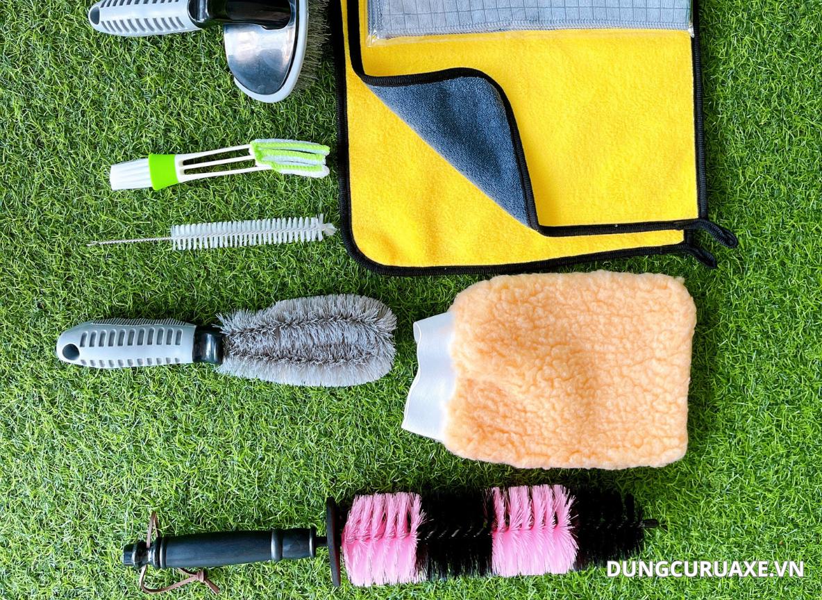 Trước khi vệ sinh lazang cần chuẩn bị đầy đủ dụng cụ